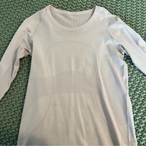 Lululemon swiftly tech long sleeve